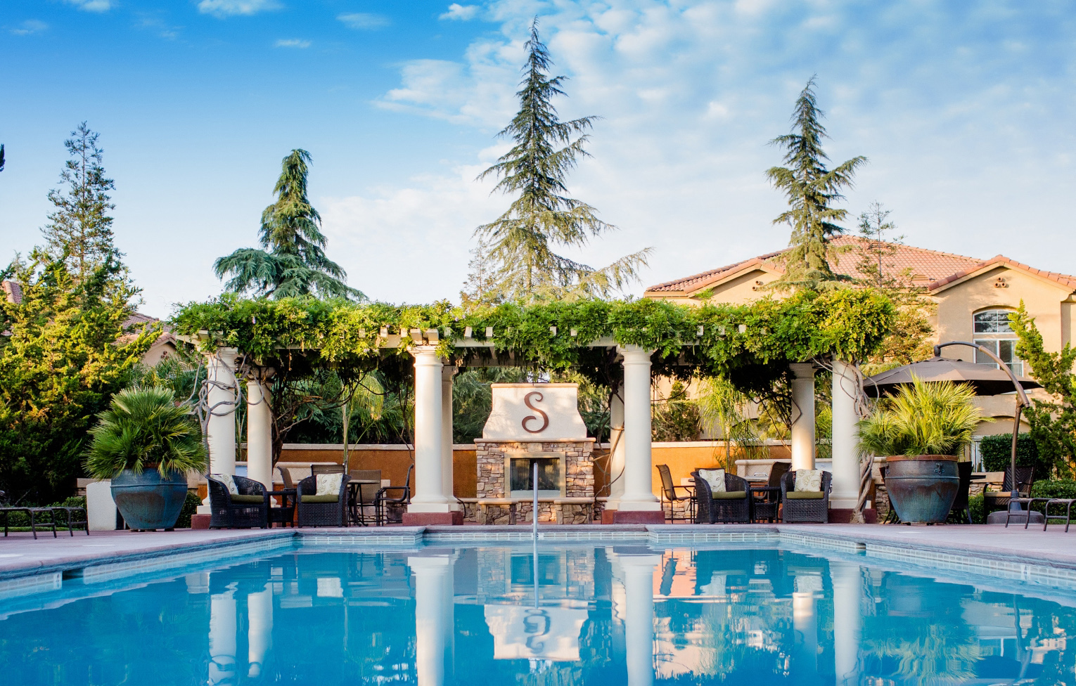 Stonelake Apartments Homes | Apartments in ELK GROVE, CA